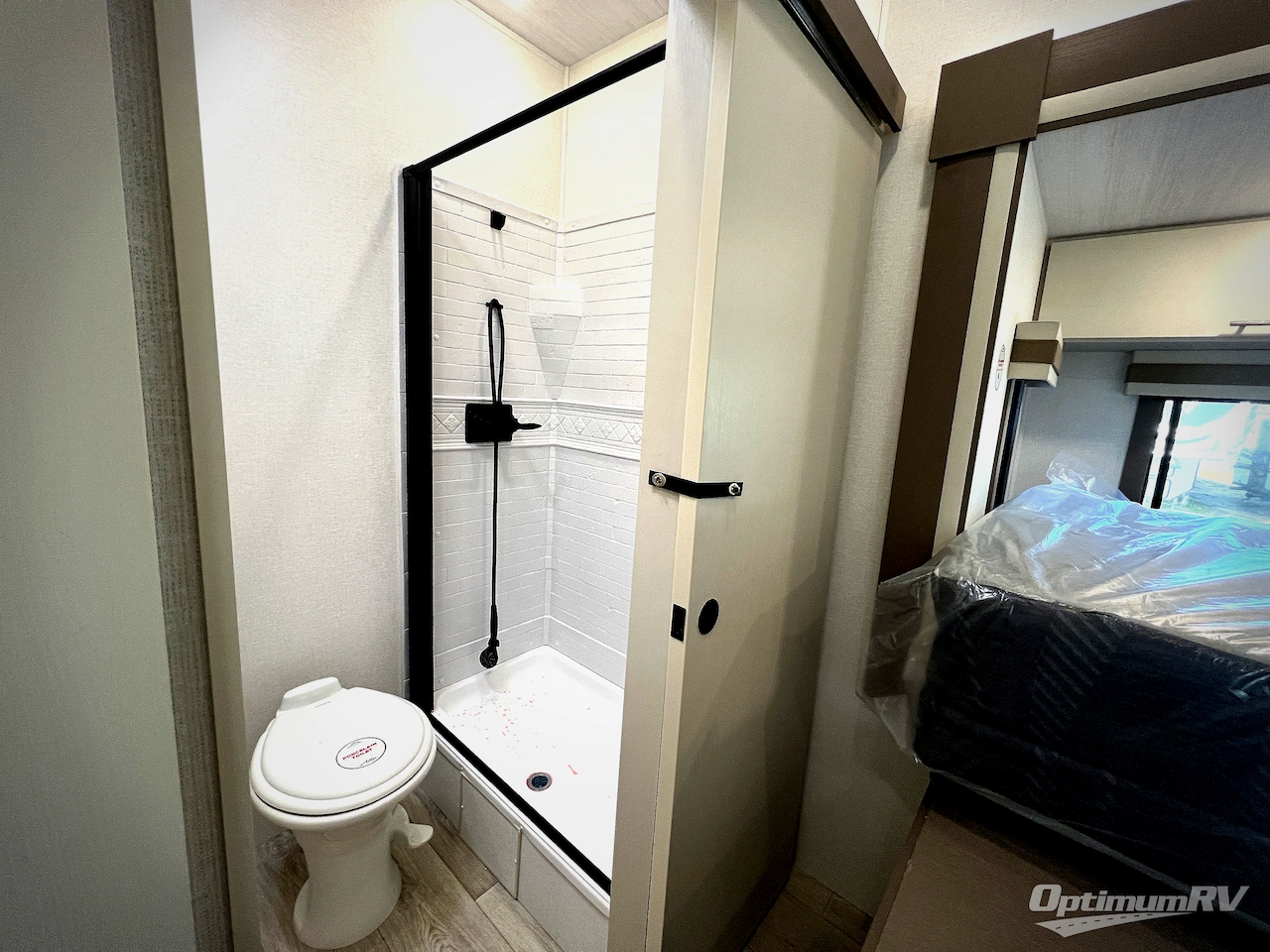 2026 East To West Alta 2870KTH Photo 19