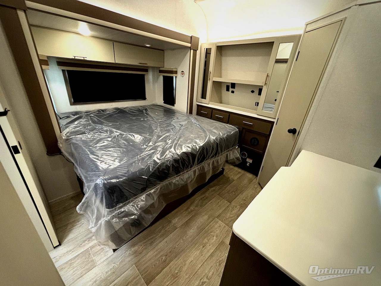 2026 East To West Alta 2870KTH Photo 7