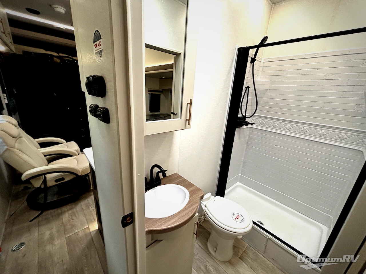 2026 East To West Alta 2870KTH Photo 12