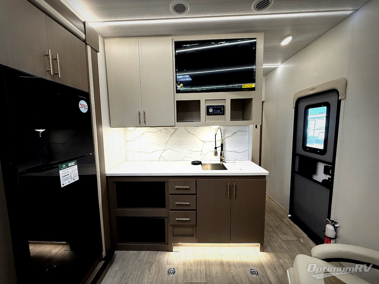 2026 East To West Alta 2870KTH Photo 14