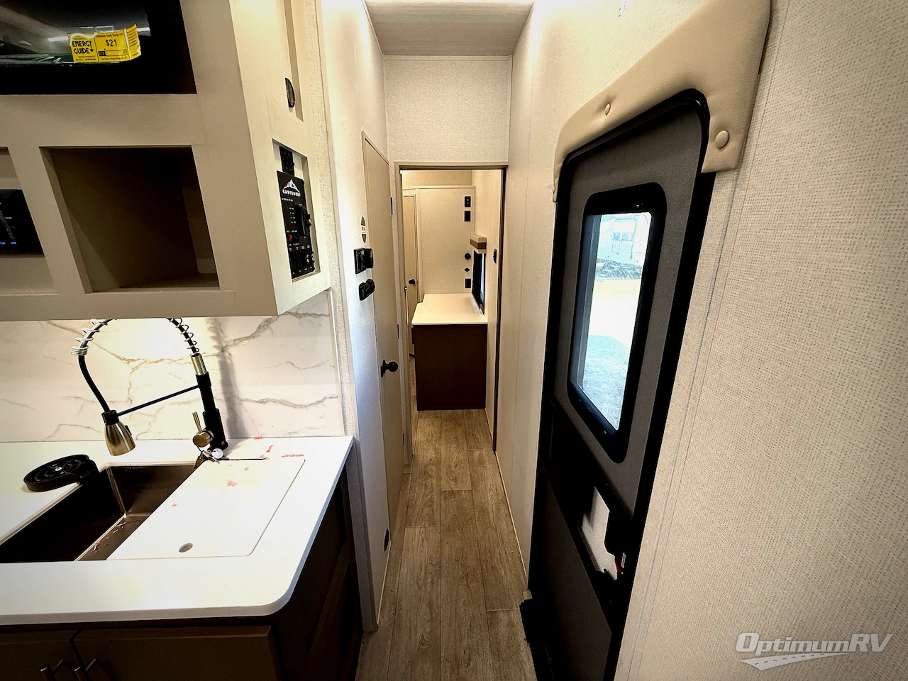 2026 East To West Alta 2870KTH Photo 17