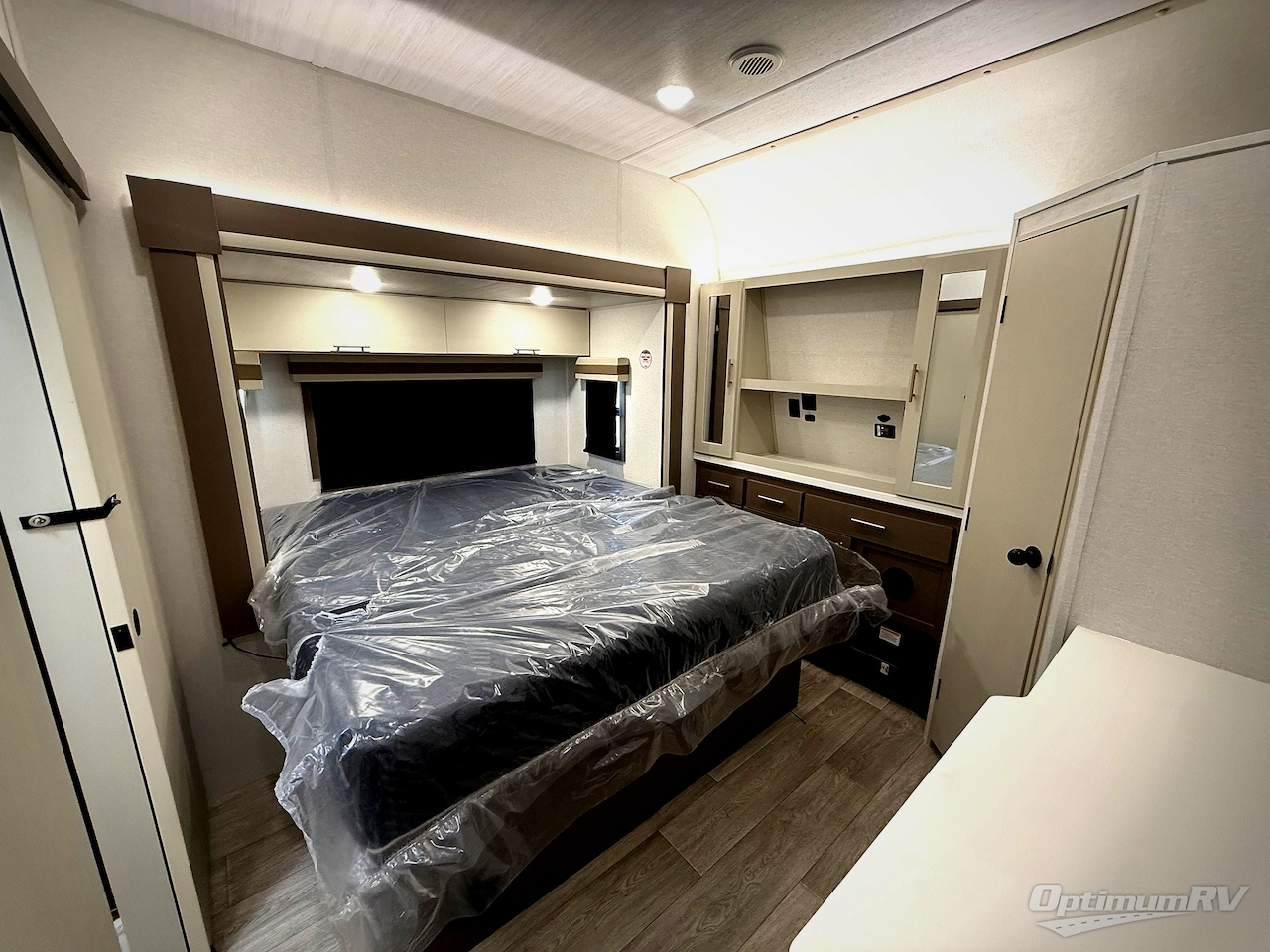 2026 East To West Alta 2870KTH Photo 20