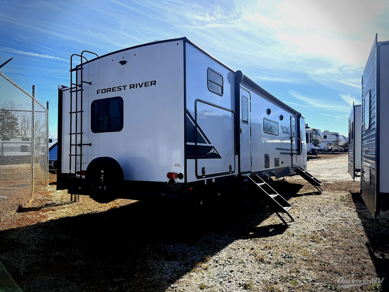 2026 East To West Alta 3150KBH Photo 2