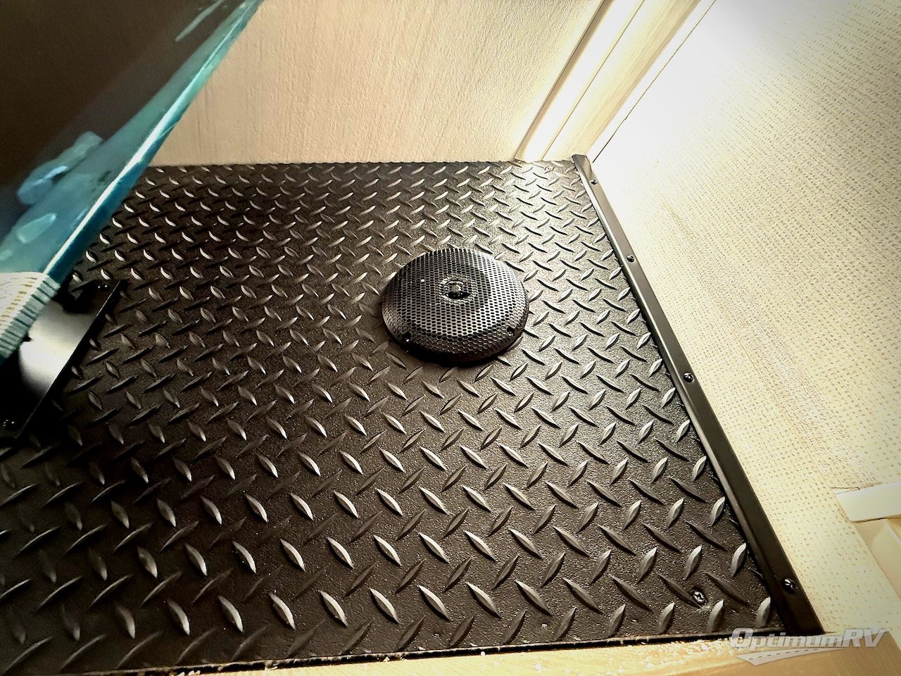 2026 East To West Alta 2400KTH Photo 14