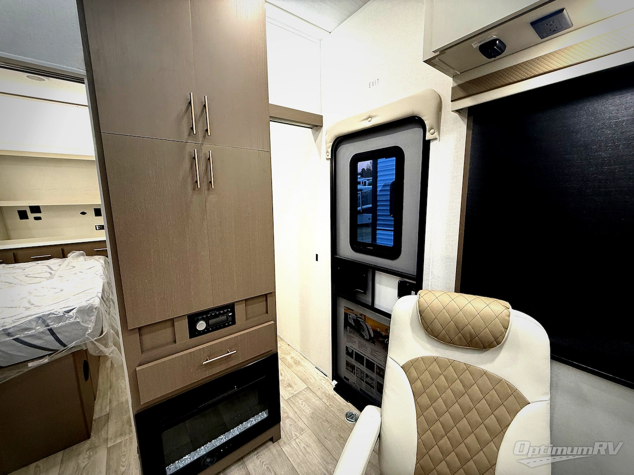 2026 East To West Alta 2400KTH Photo 15