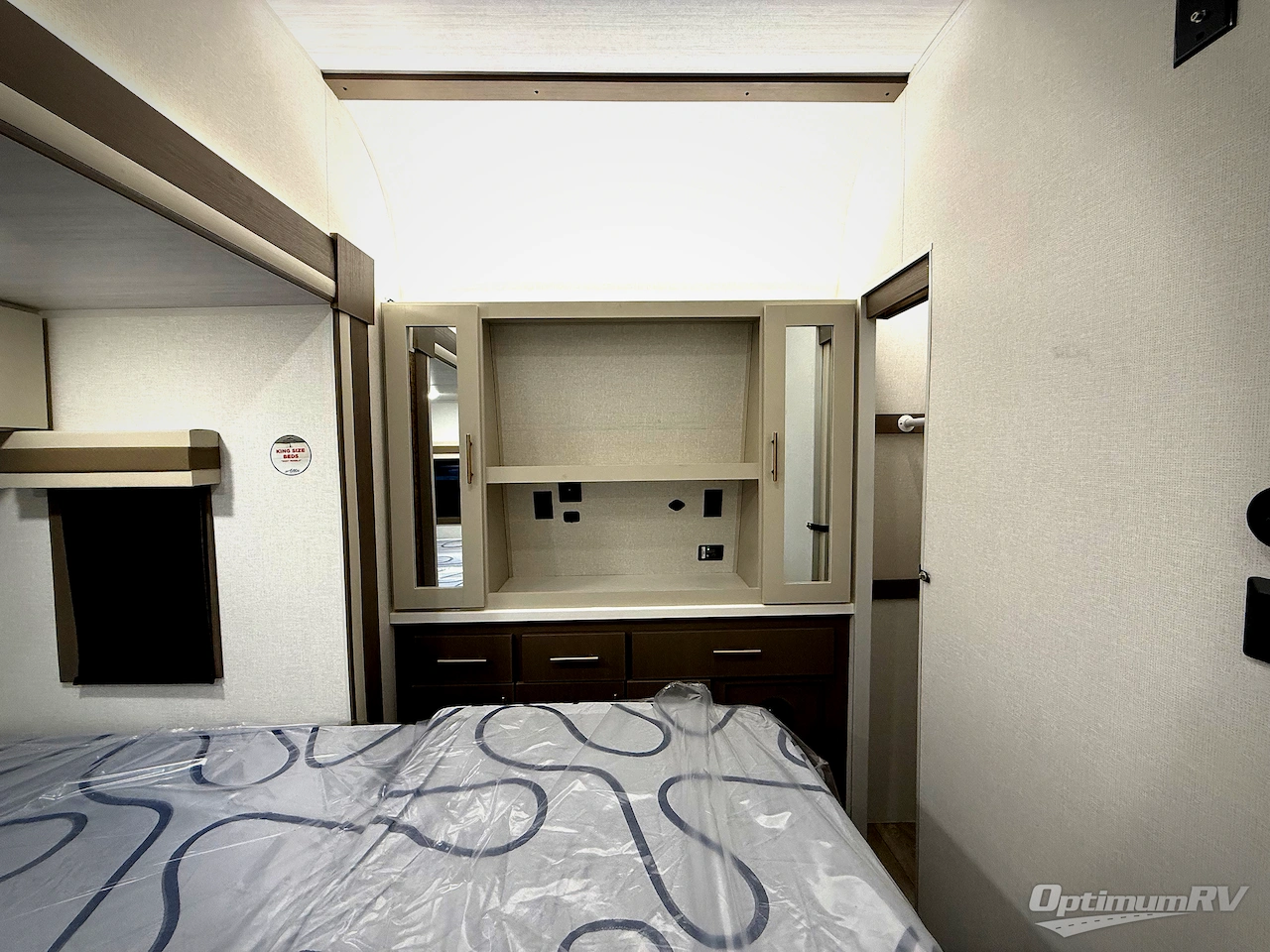 2026 East To West Alta 2400KTH Photo 21