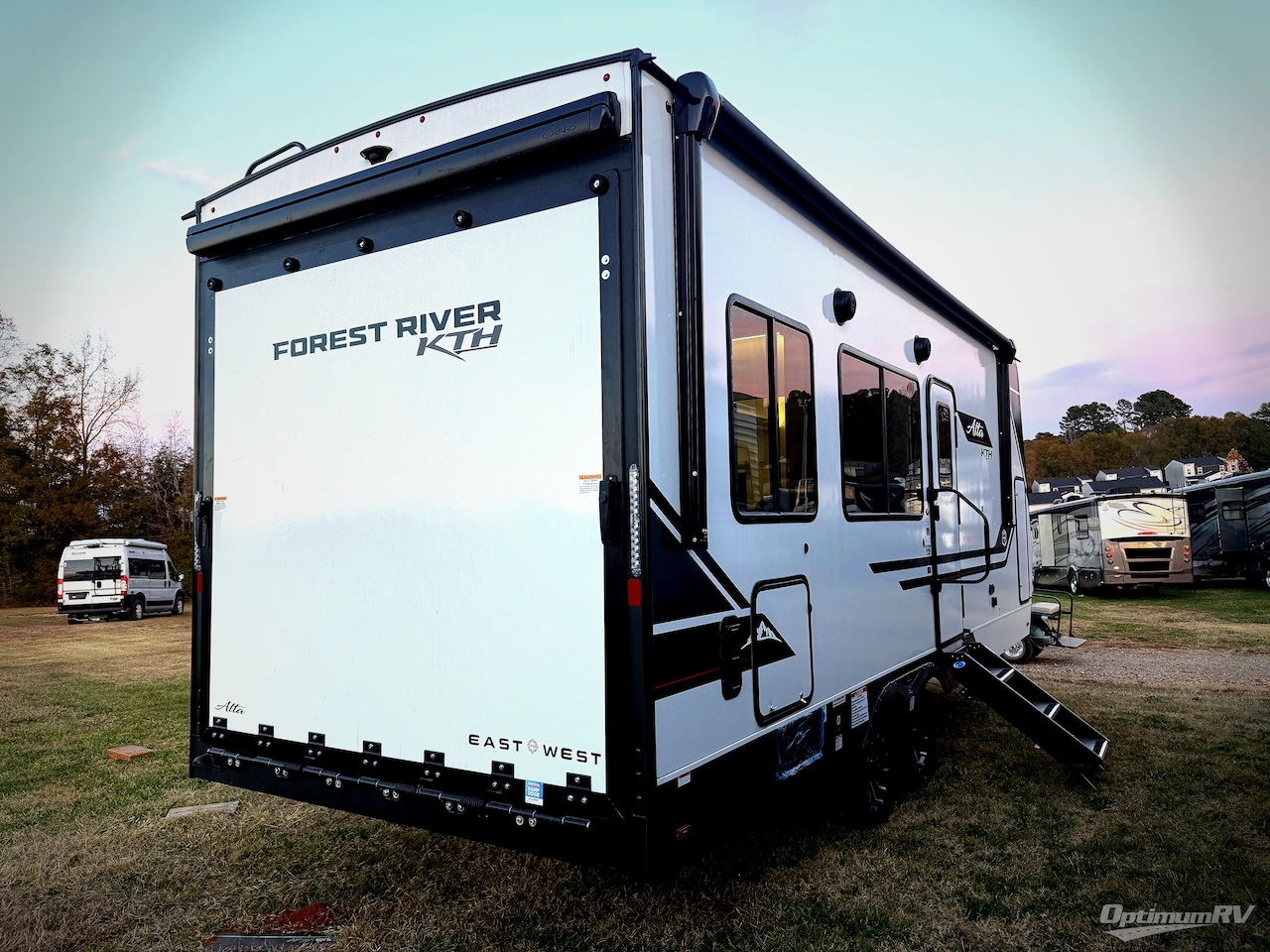 2026 East To West Alta 2400KTH Photo 2