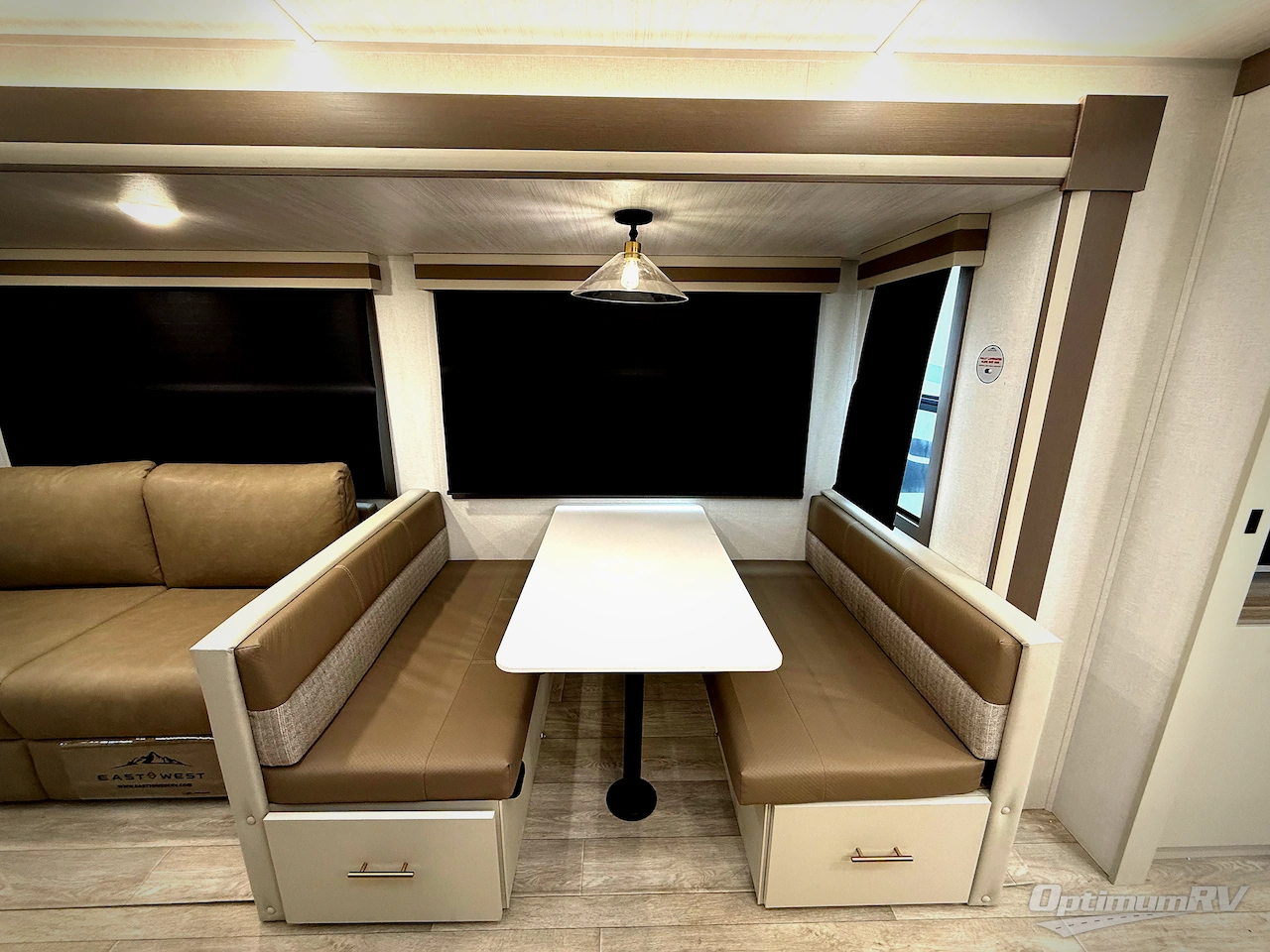 2026 East To West Alta 2850KRL Photo 7