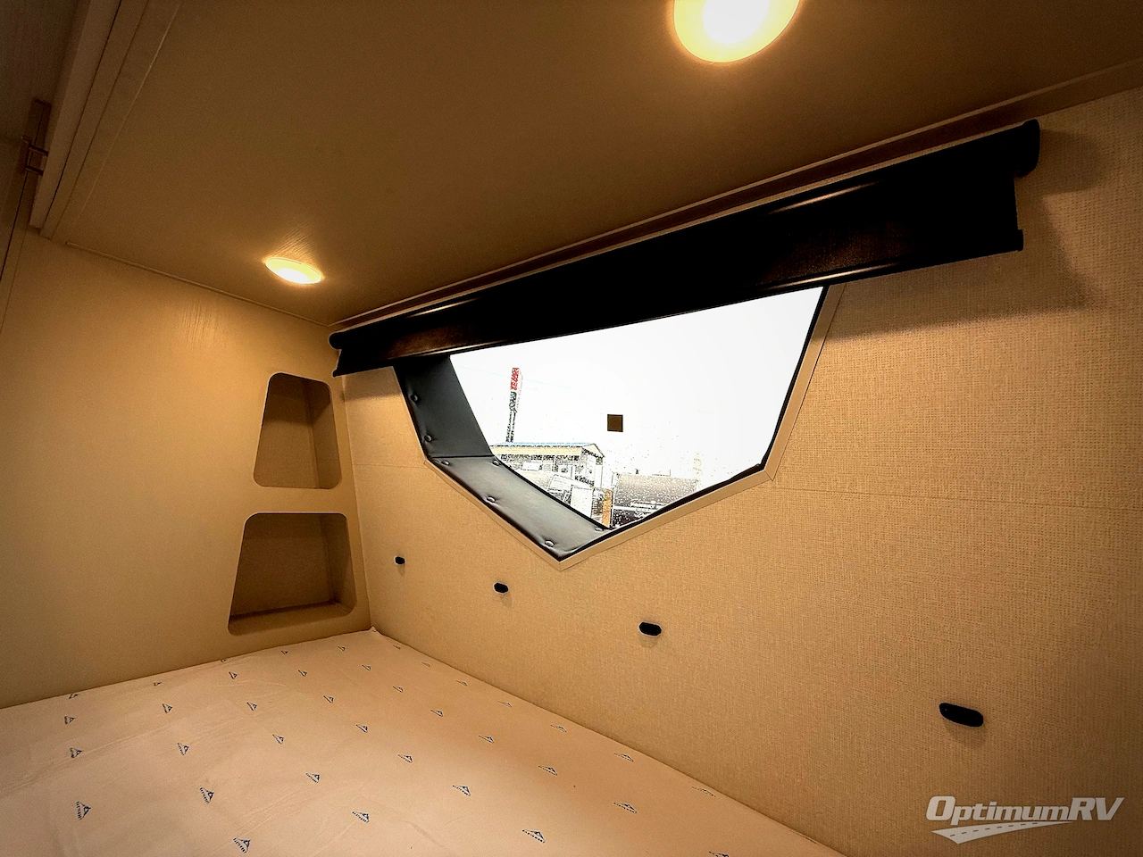 2026 East To West Alta 2850KRL Photo 21