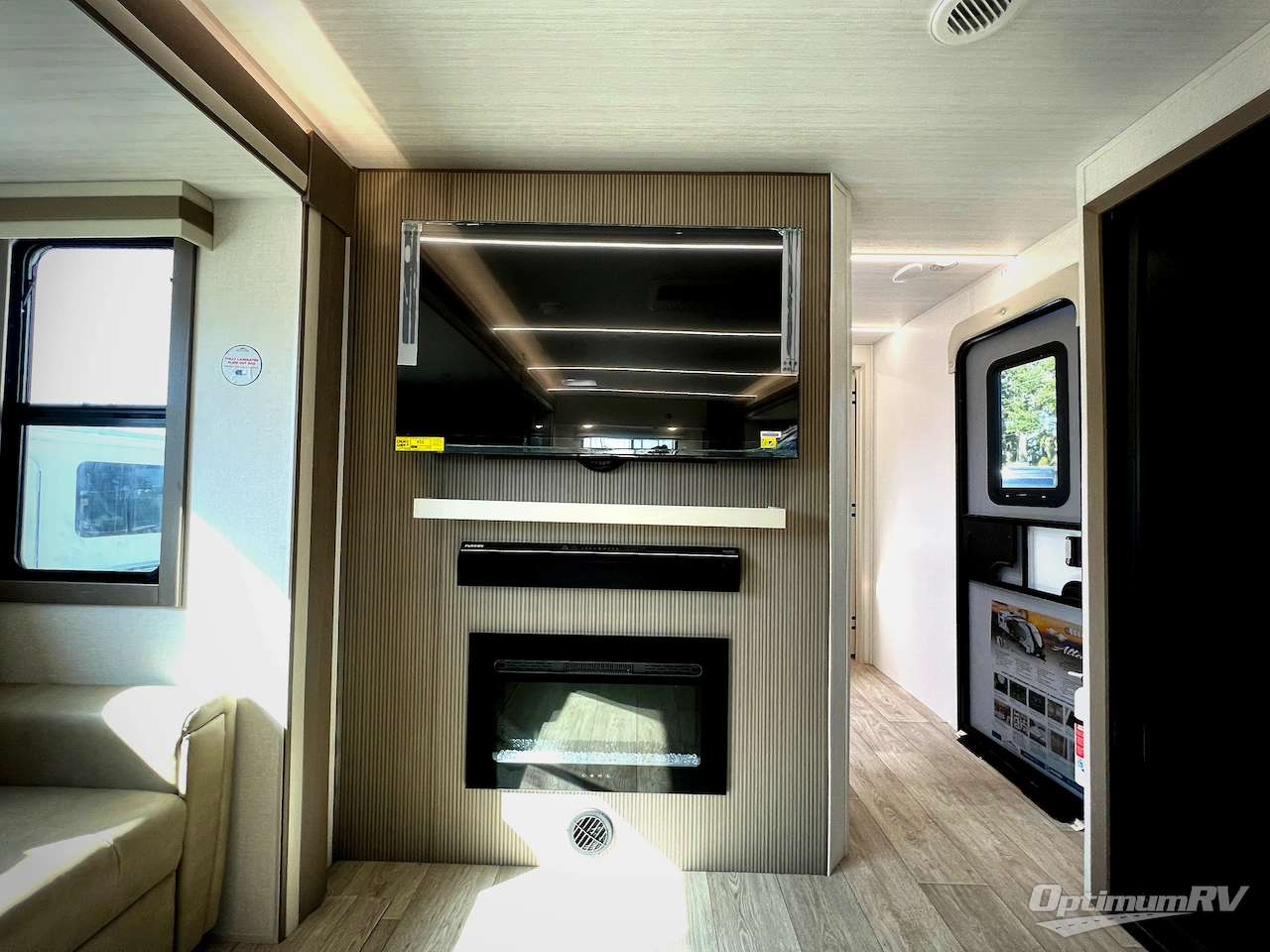 2026 East To West Alta 3175KRL Photo 7