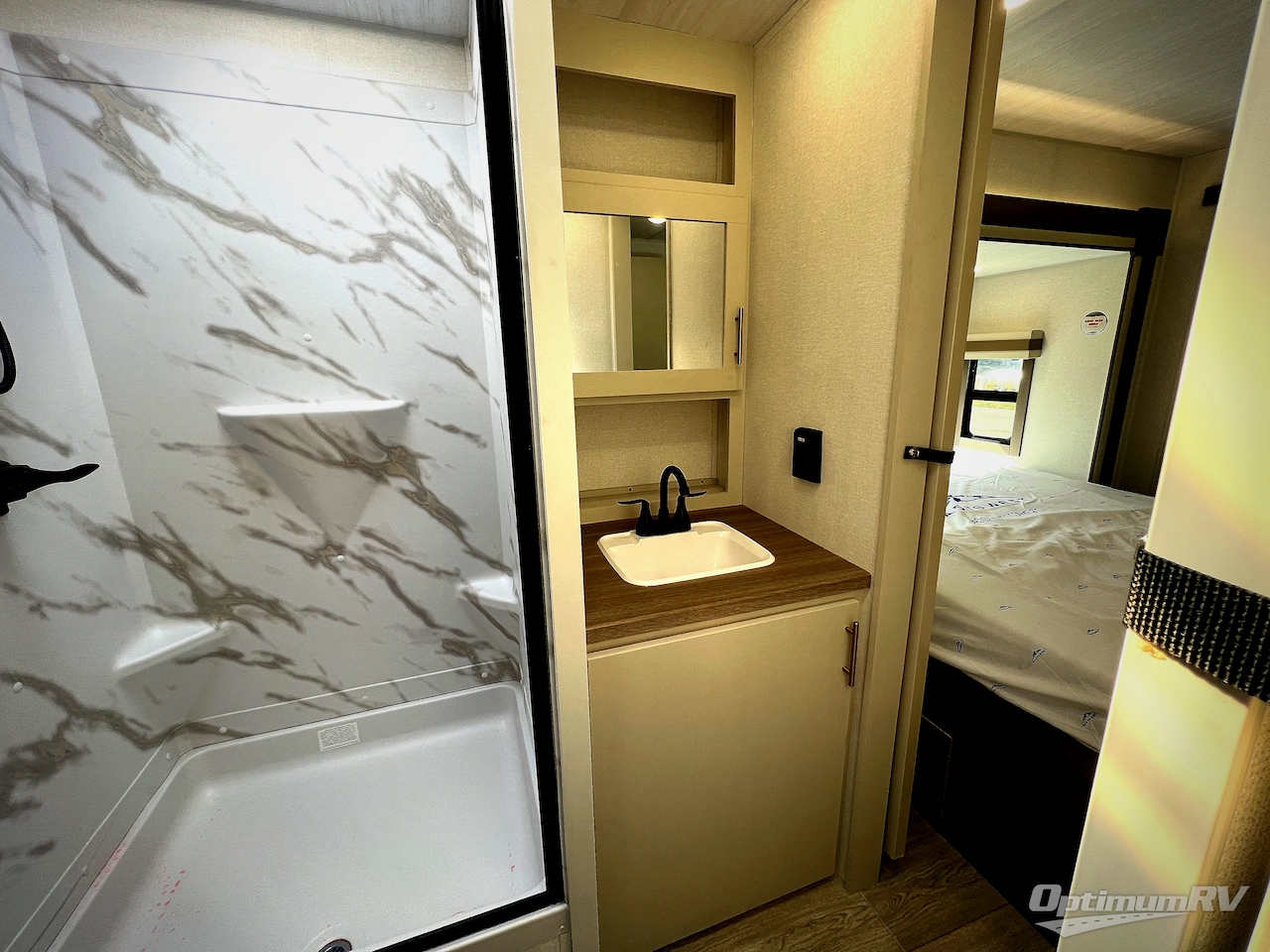 2026 East To West Alta 3175KRL Photo 16