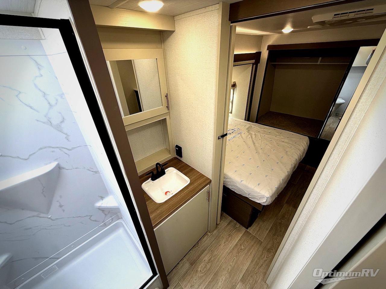 2026 East To West Alta 3175KRL Photo 19