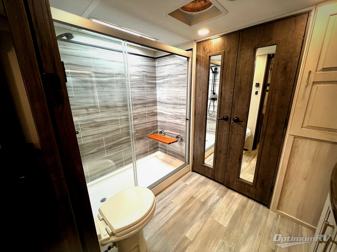 2021 Alliance Paradigm 370FB Photo 21