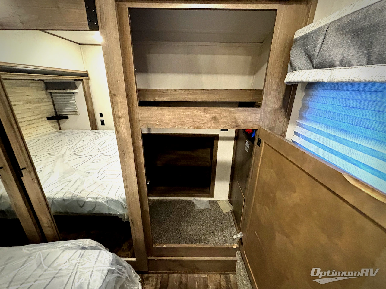 2022 Forest River Sabre 36BHQ Photo 10