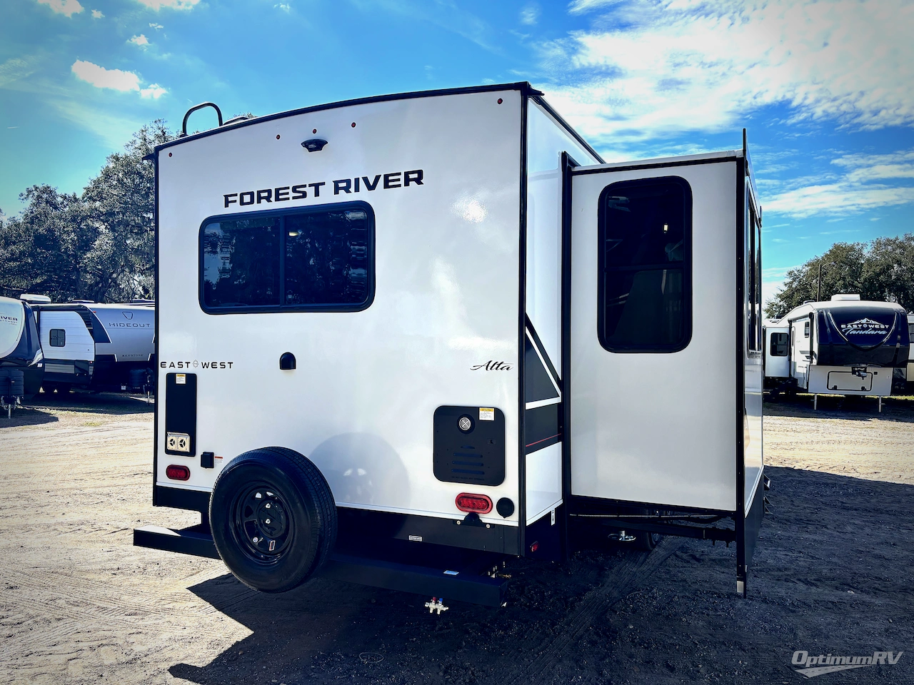 2026 East To West Alta 3175RK Photo 2