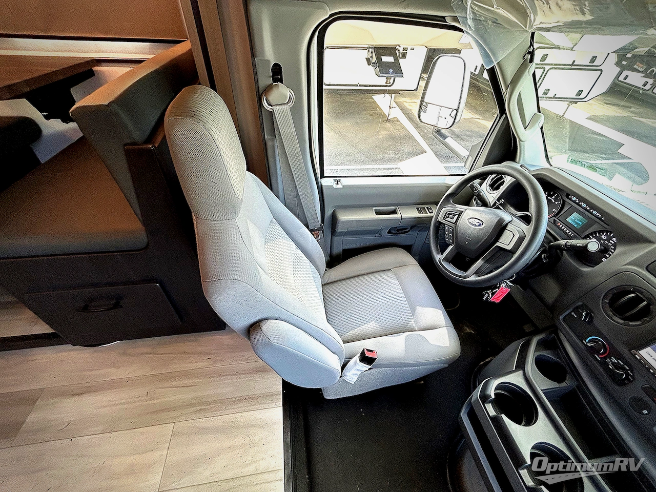 2025 Forest River Sunseeker LE 2550DSLE Ford Photo 4