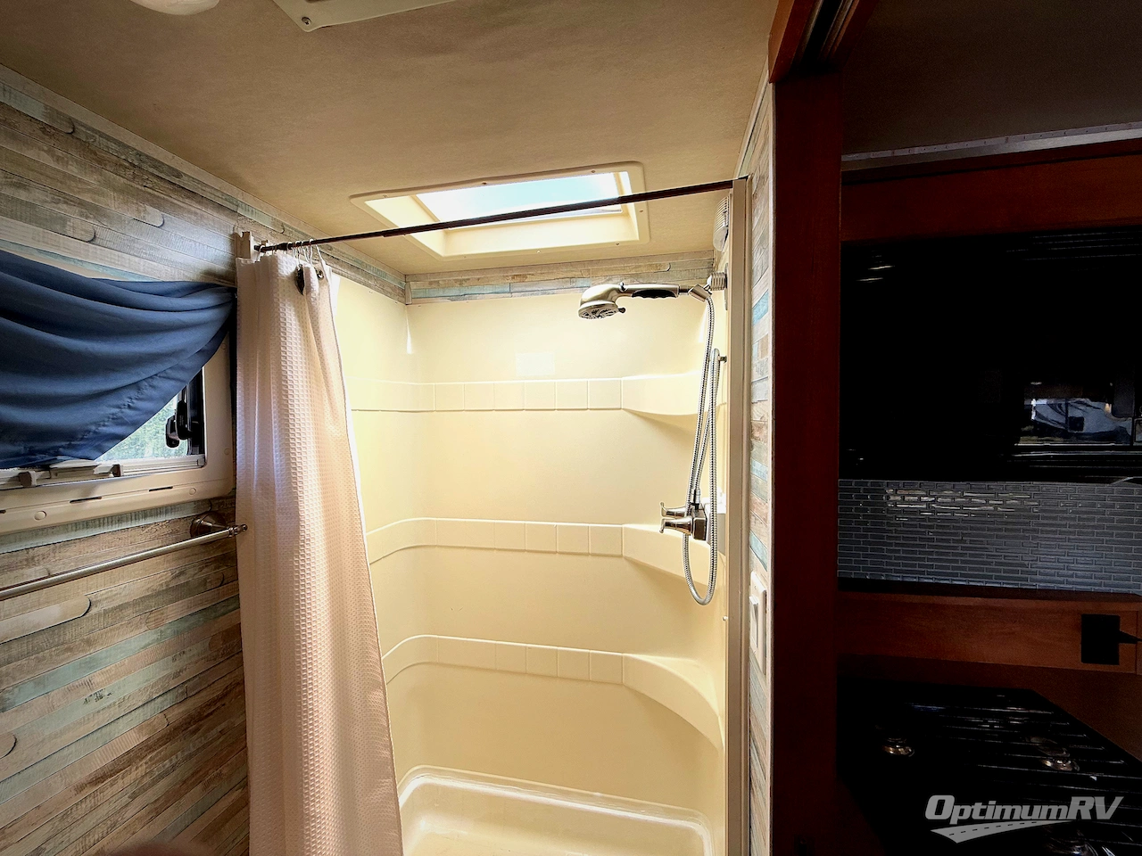 2006 Gulf Stream Vista Cruiser RB Photo 15