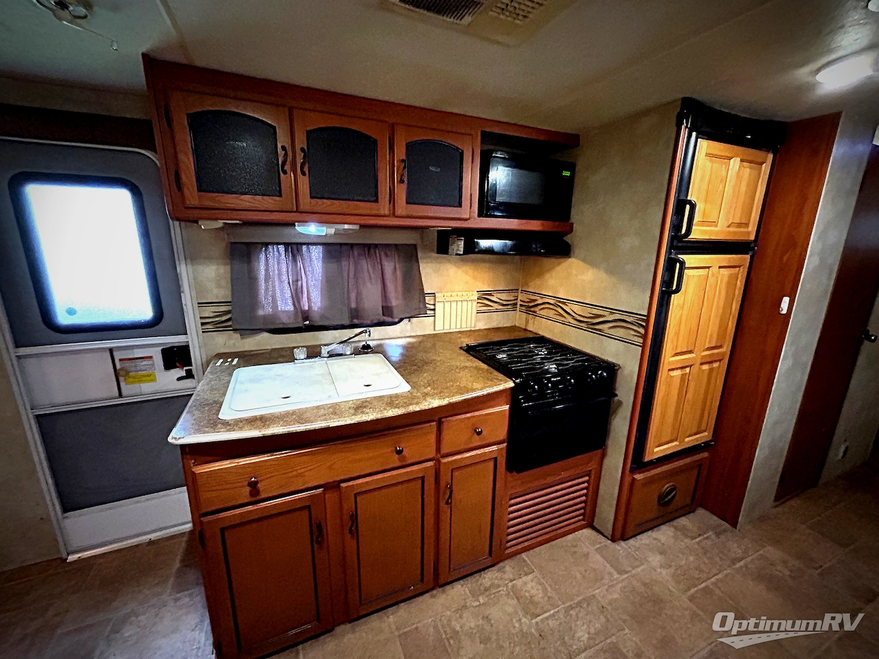 2010 Coachmen Freedom Express 292BHDS Photo 9