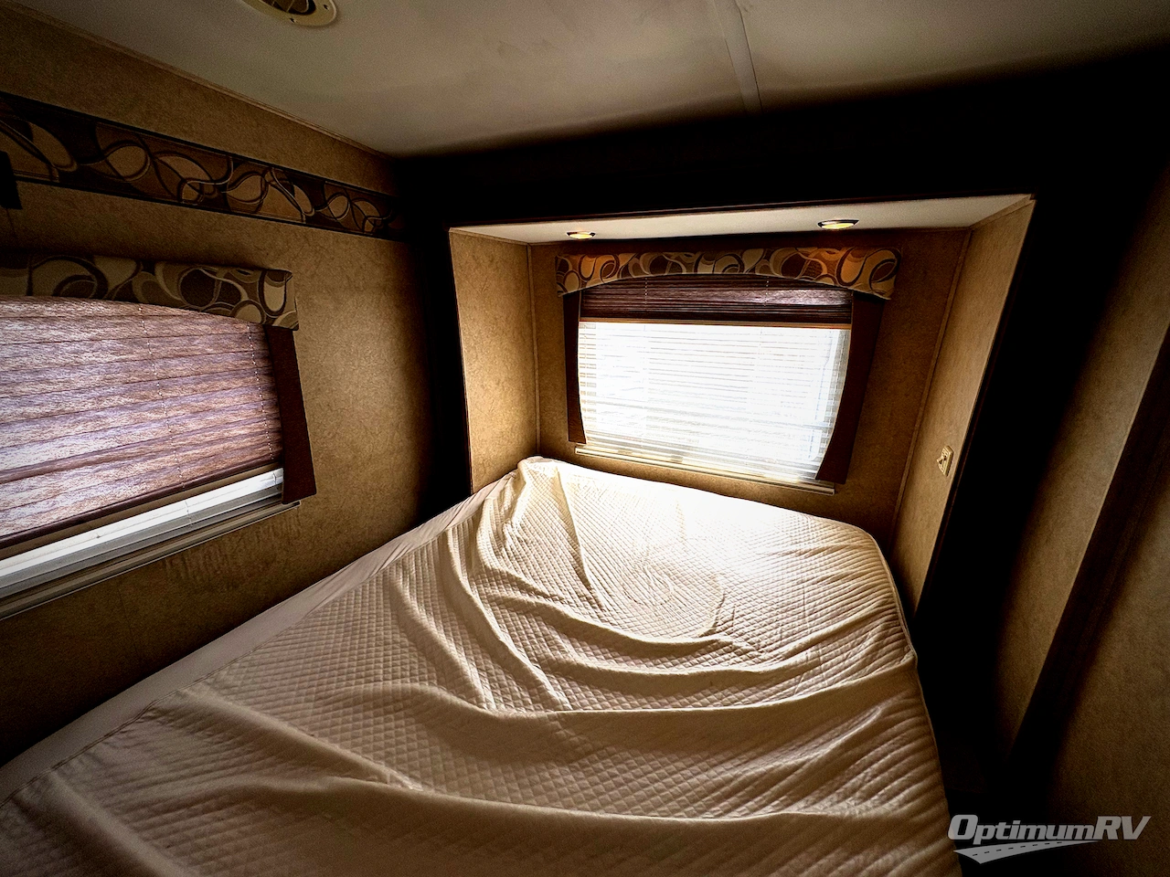 2013 Forest River Lexington 265DS Photo 15