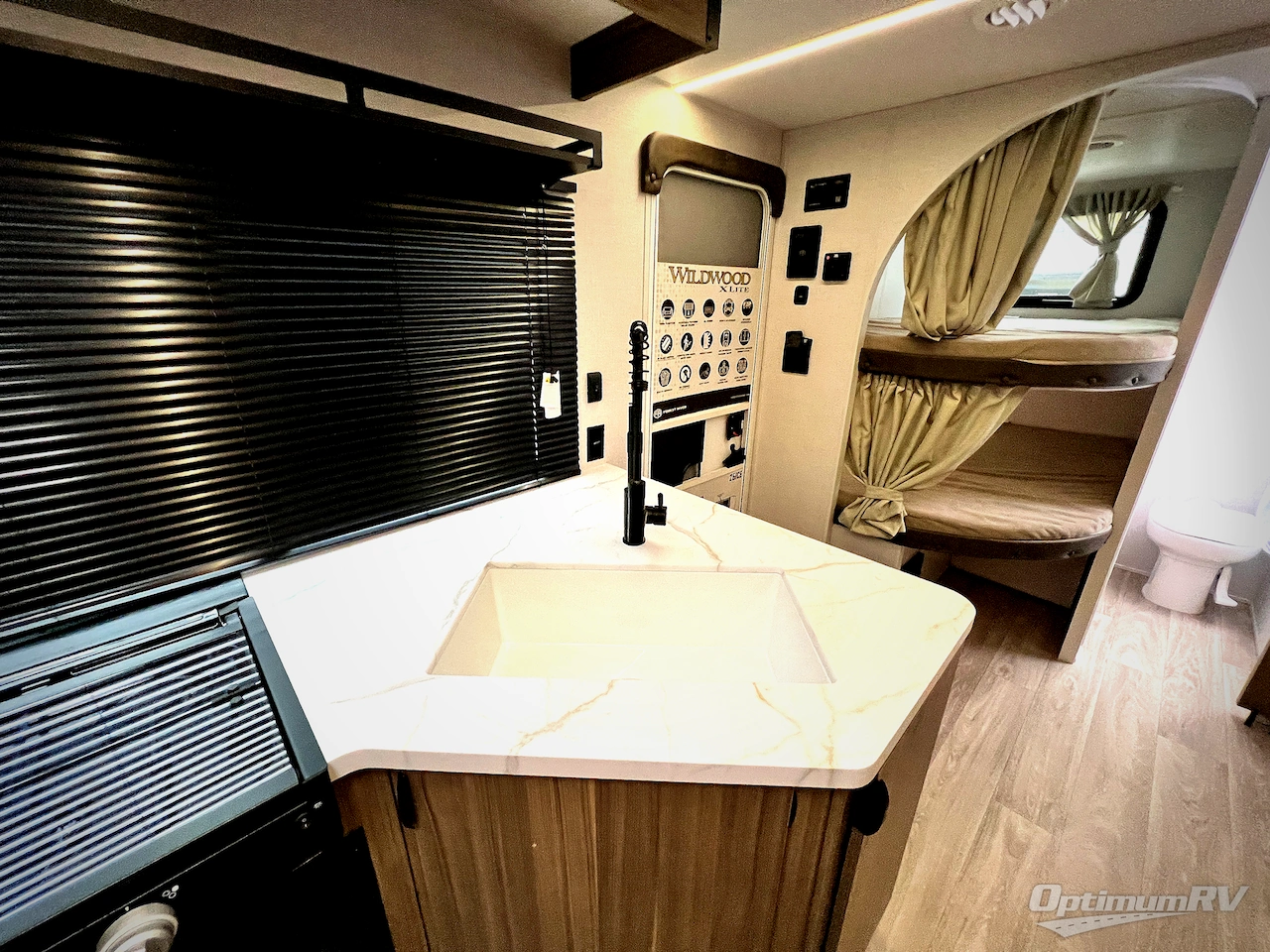 2026 Forest River Wildwood X-Lite 26ICE Photo 6