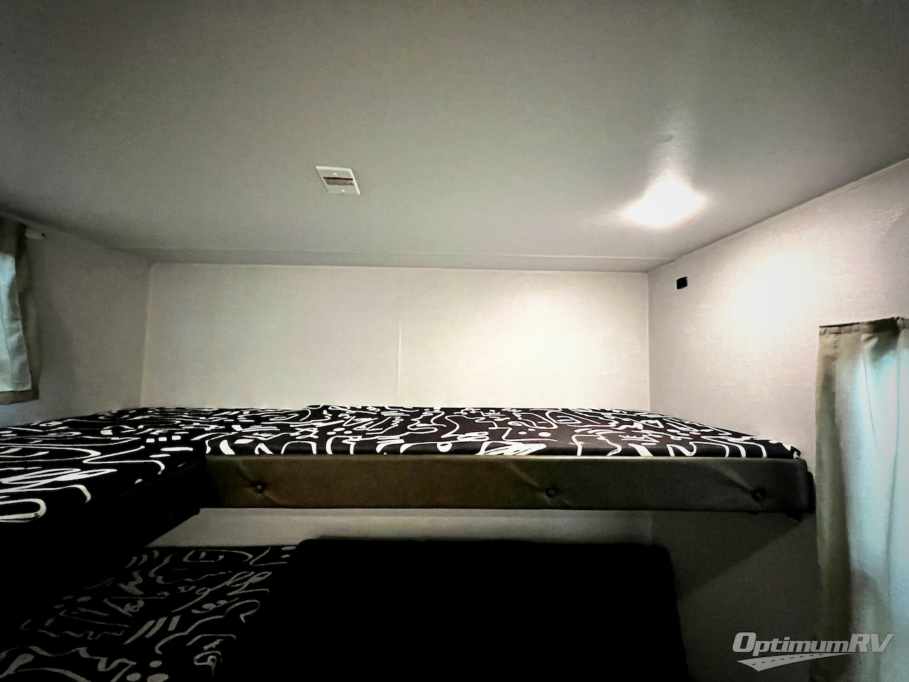 2026 Forest River Wildwood X-Lite 273QBXL Photo 15