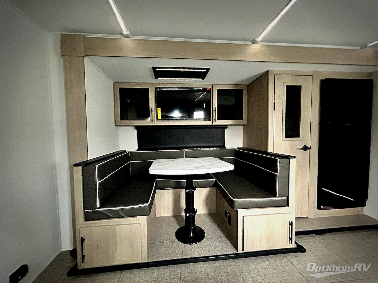 2025 Grand Design Imagine XLS 25DBE Photo 8