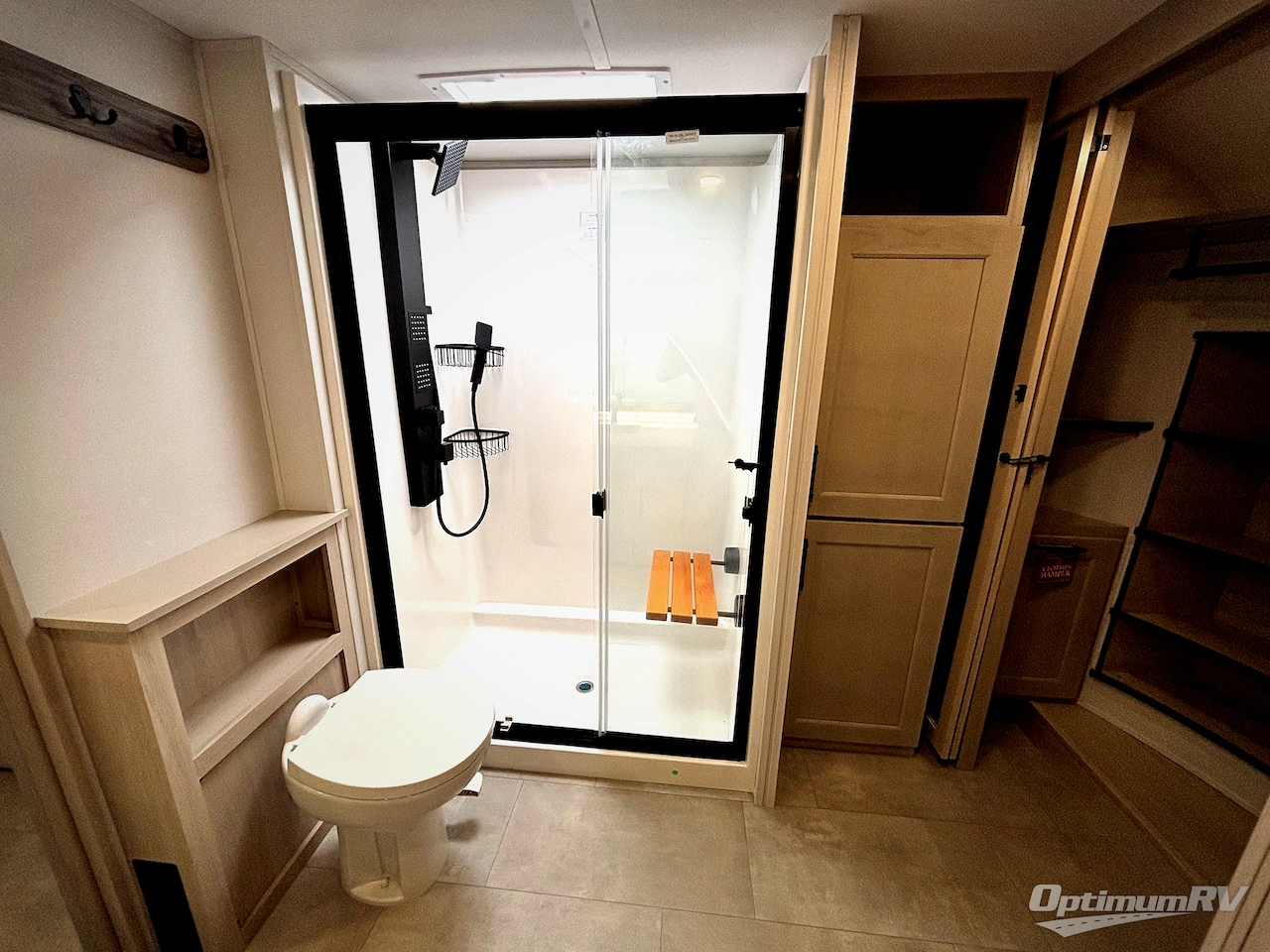 2026 Grand Design Solitude 417KB Photo 18