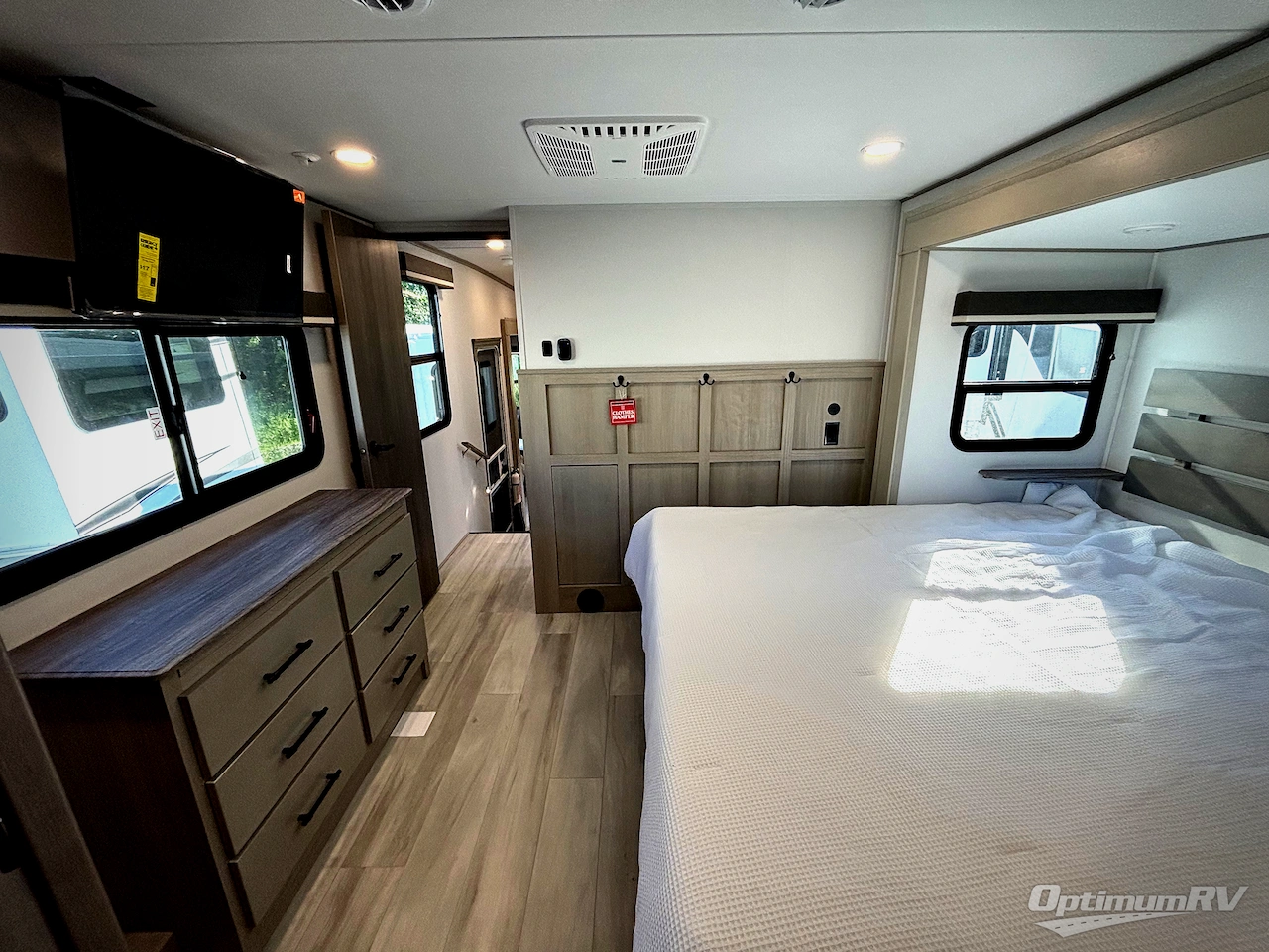 2026 Grand Design Influence 3003RL Photo 18