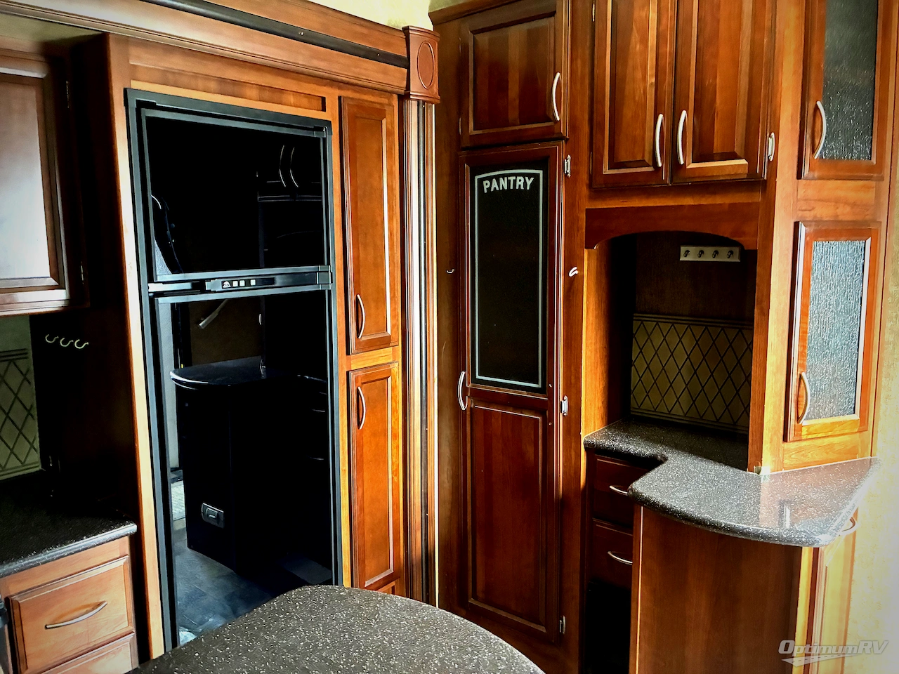 2014 Prime Time Crusader 325RES Photo 11