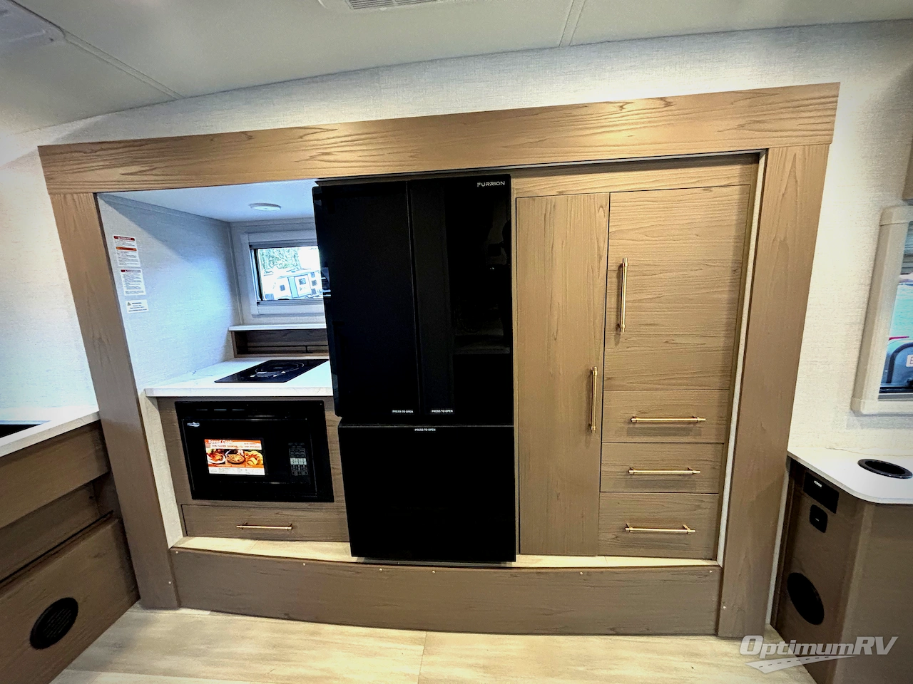 2026 Grand Design Serenova 150HL Photo 8