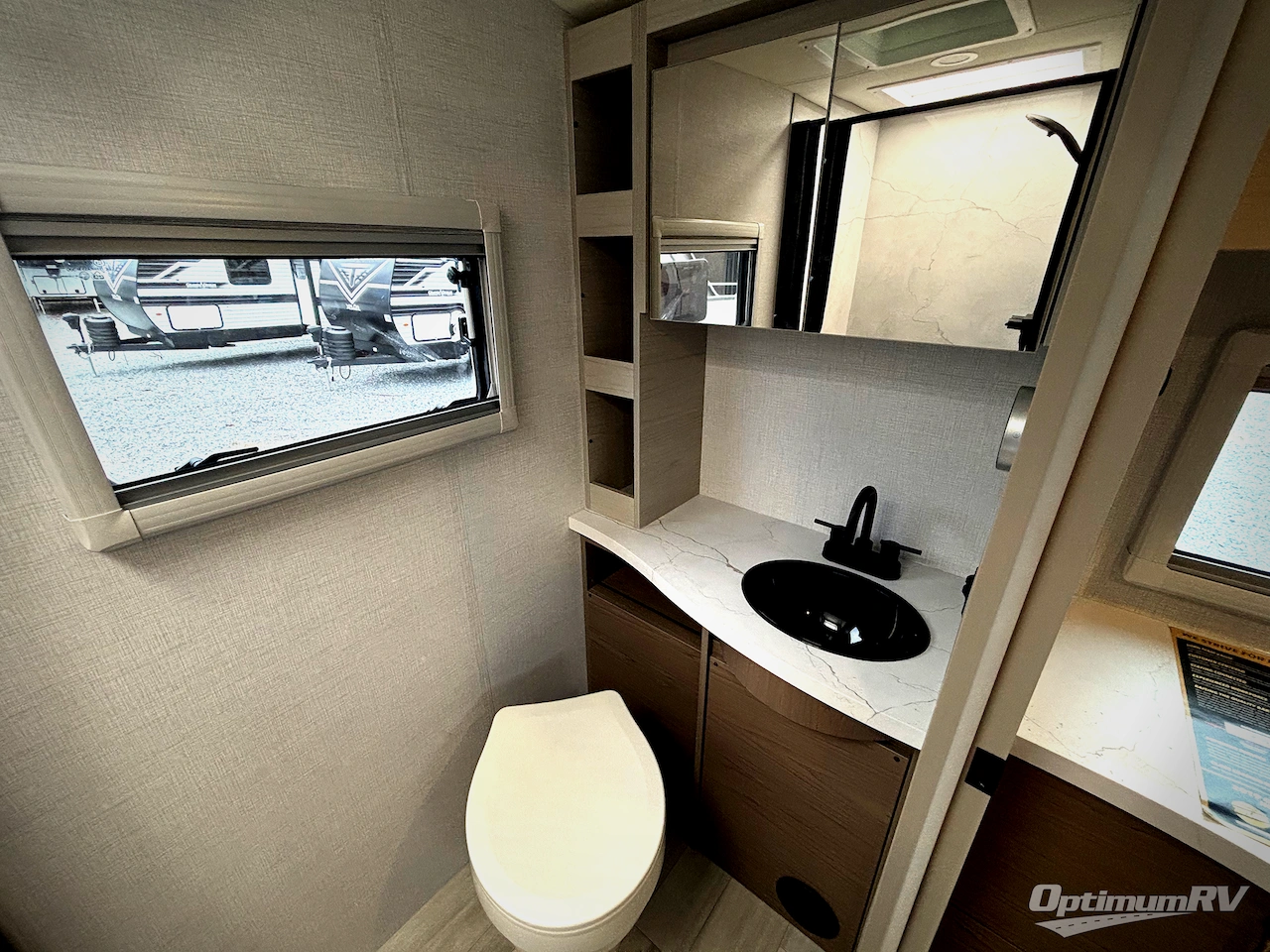 2026 Grand Design Serenova 150HL Photo 12