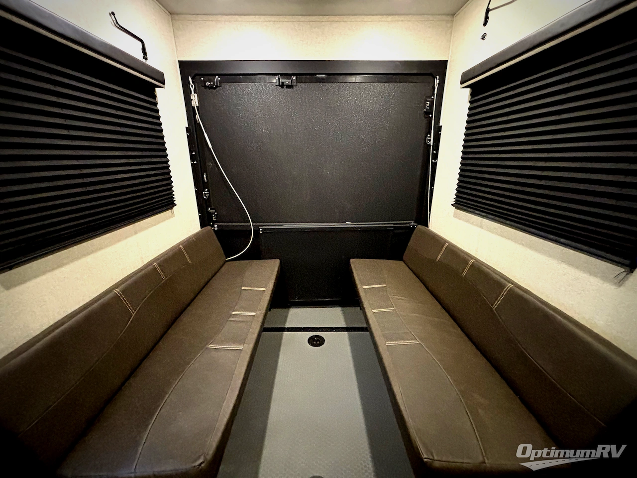 2020 Keystone Cougar 353SRX Photo 15