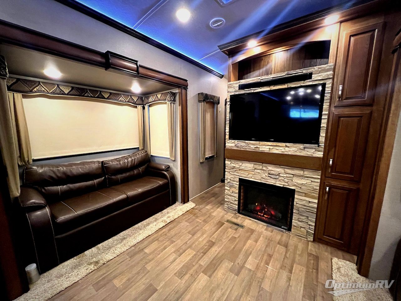 2018 Keystone Montana 3820 FK Photo 8