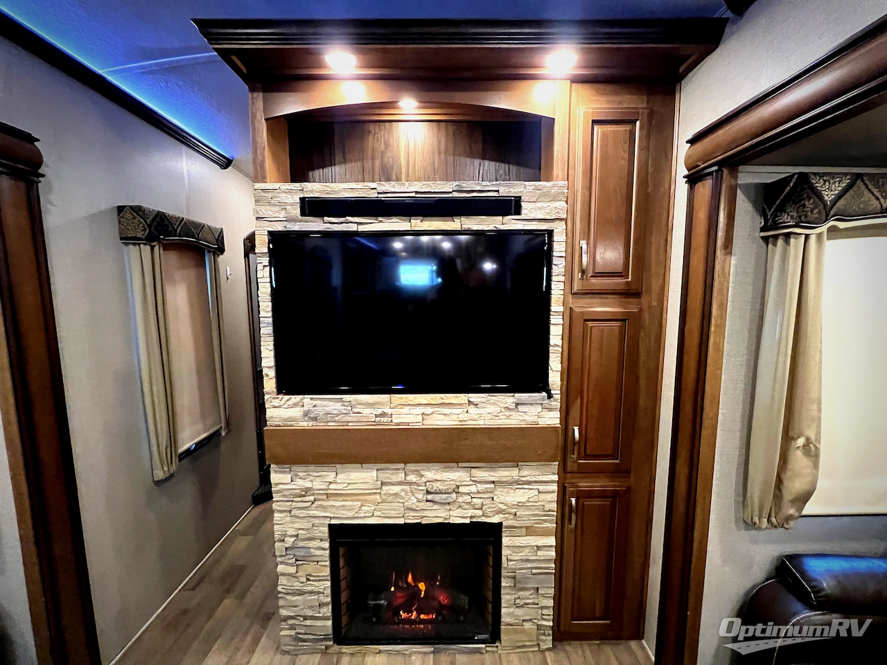 2018 Keystone Montana 3820 FK Photo 33