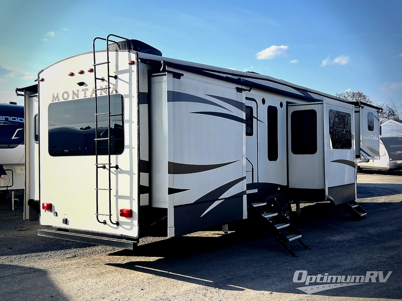 2018 Keystone Montana 3820 FK Photo 2