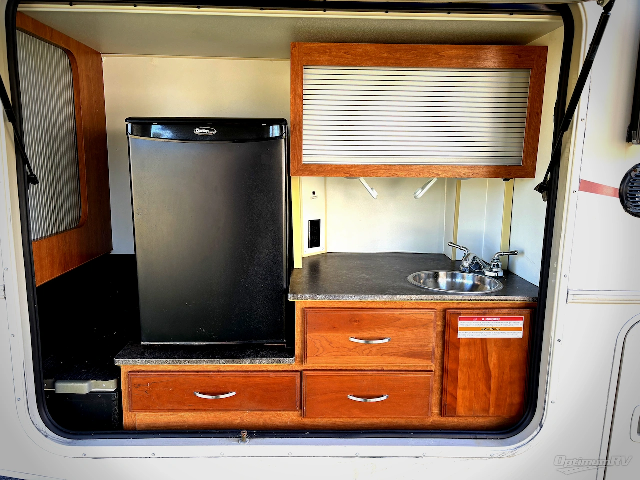 2017 Winnebago Sunstar 29VE Photo 18