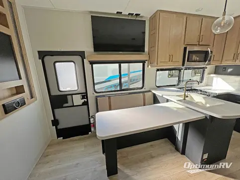 2024 Heartland Torque 371 RV Photo 3