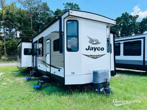 Used 2020 Jayco Jay Flight Bungalow 40RLTS Featured Photo