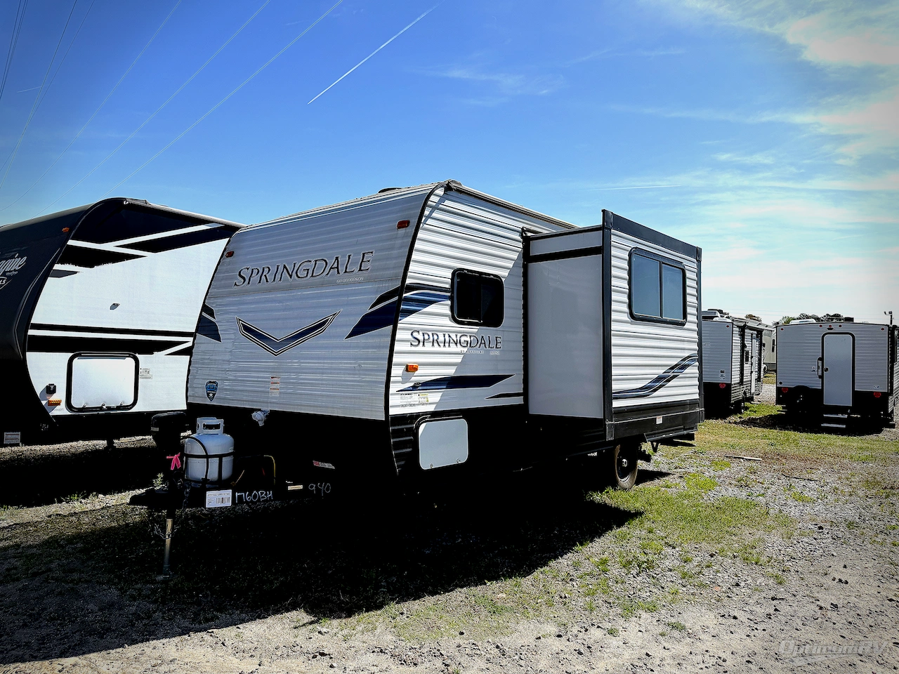 2022 Keystone Springdale Mini 1760BH Photo 1