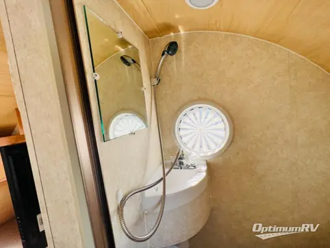 2019 nuCamp TAB 320 S RV Photo 4