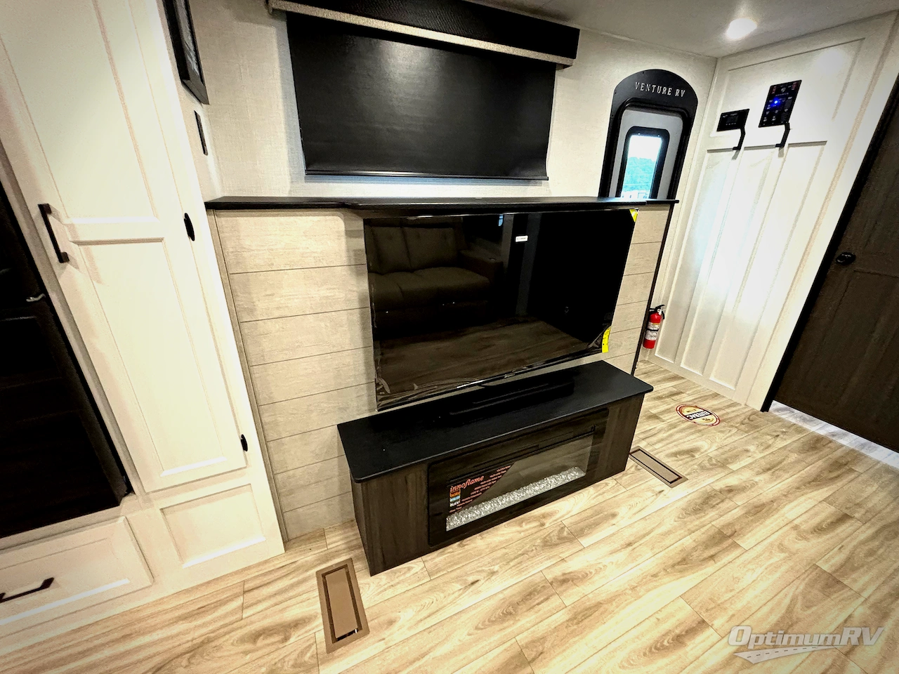 2026 Venture SportTrek ST302VFK Photo 9