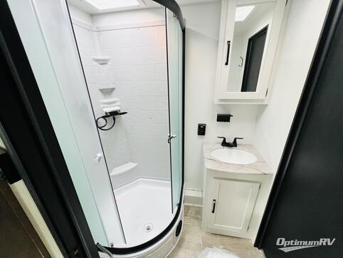 2025 Palomino Puma 26FKDS RV Photo 4