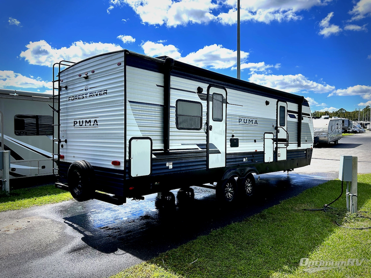 2025 Palomino Puma 26FKDS Photo 2