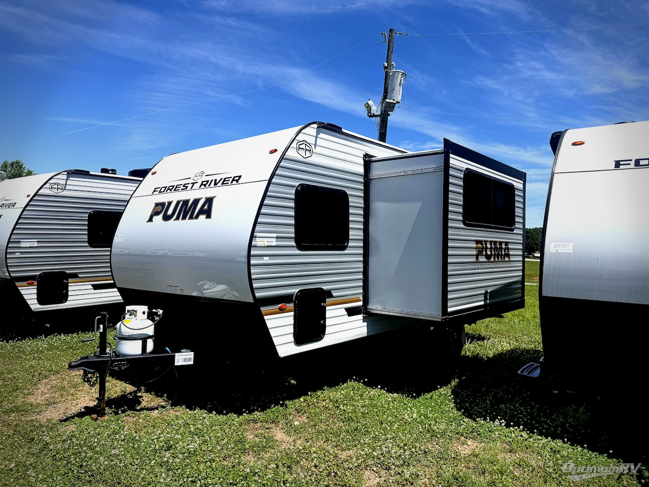 2027 Forest River Puma Camping Edition 18BHCE Photo 4