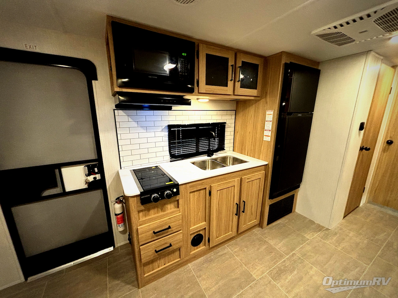 2025 Heartland Prowler Lynx 3005QBX Photo 9