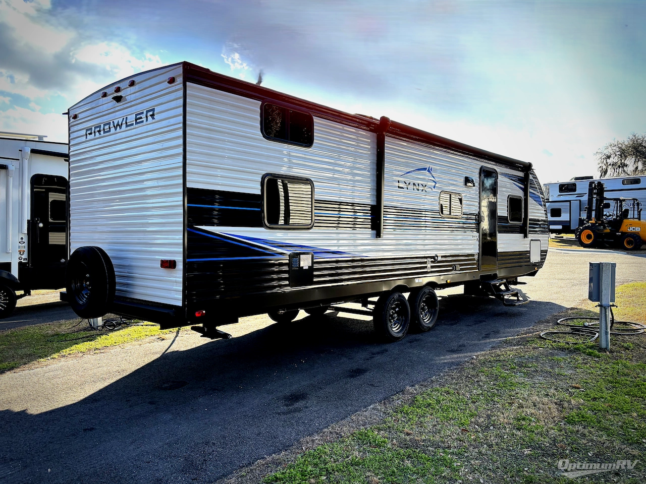 2025 Heartland Prowler Lynx 3005QBX Photo 2