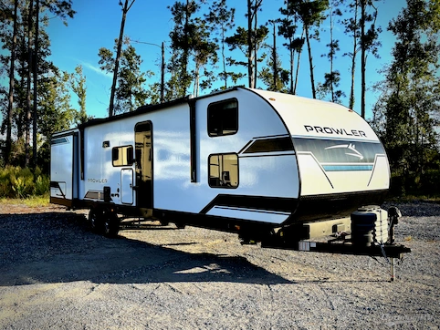 New 2025 Heartland Prowler 3212BH Featured Photo