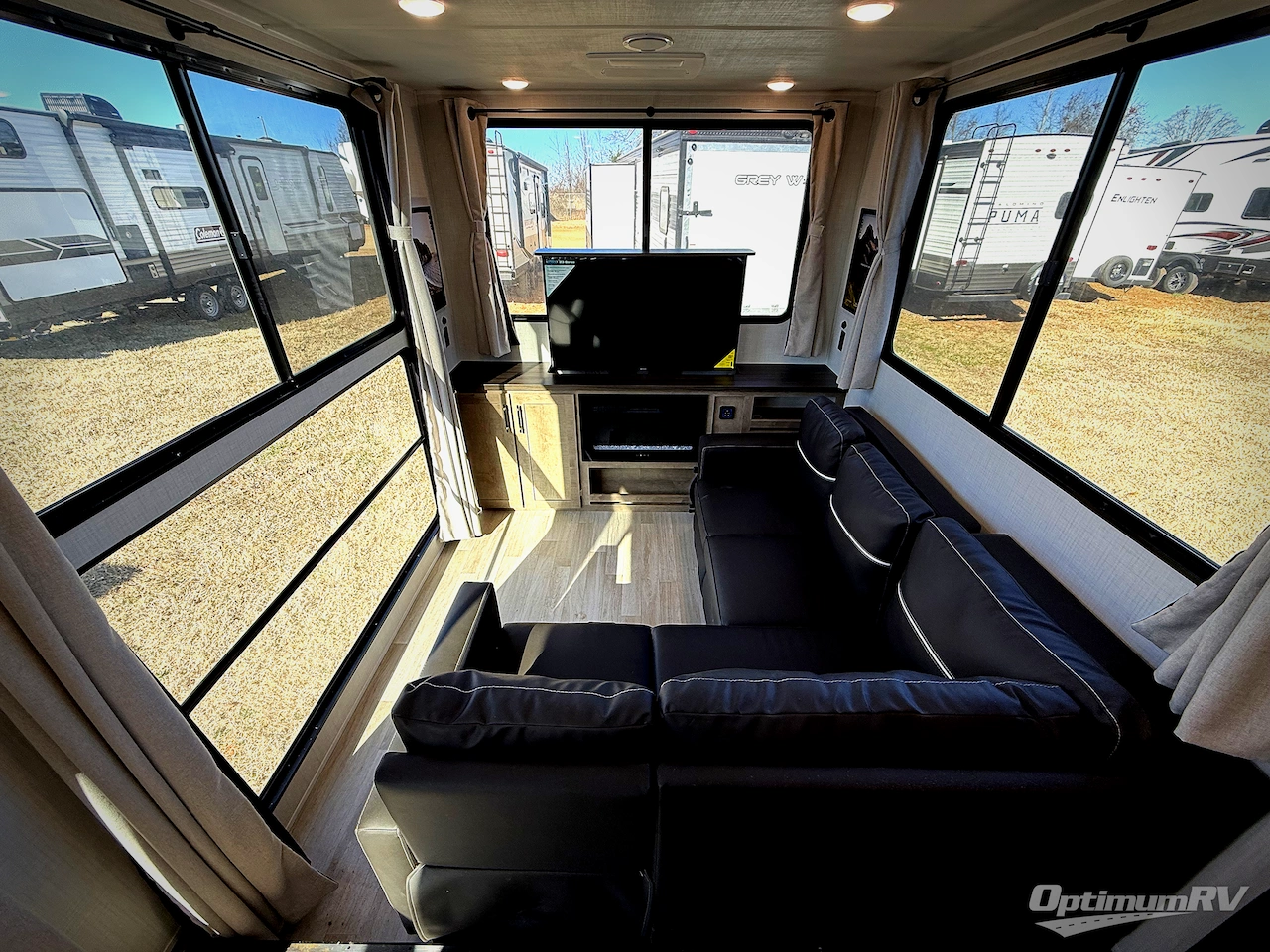 2026 Keystone Springdale 31SUNROOM Photo 15