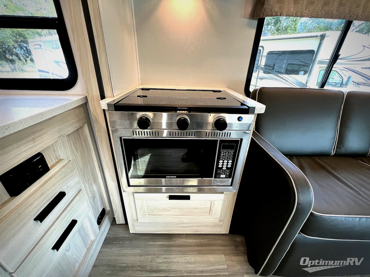 2023 Forest River Sunseeker LE 3250DSLE Ford Photo 15