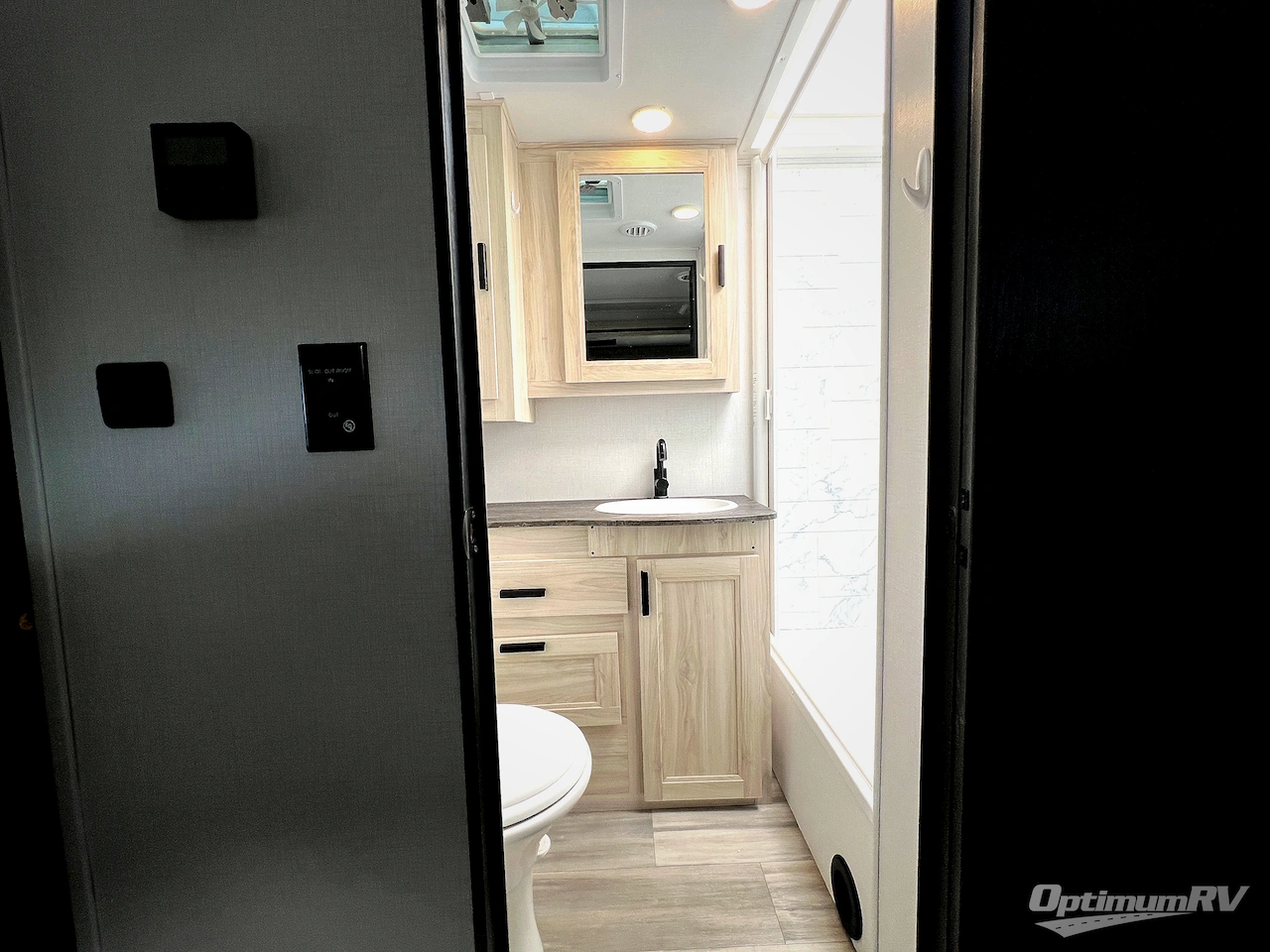 2023 Forest River Sunseeker LE 3250DSLE Ford Photo 23